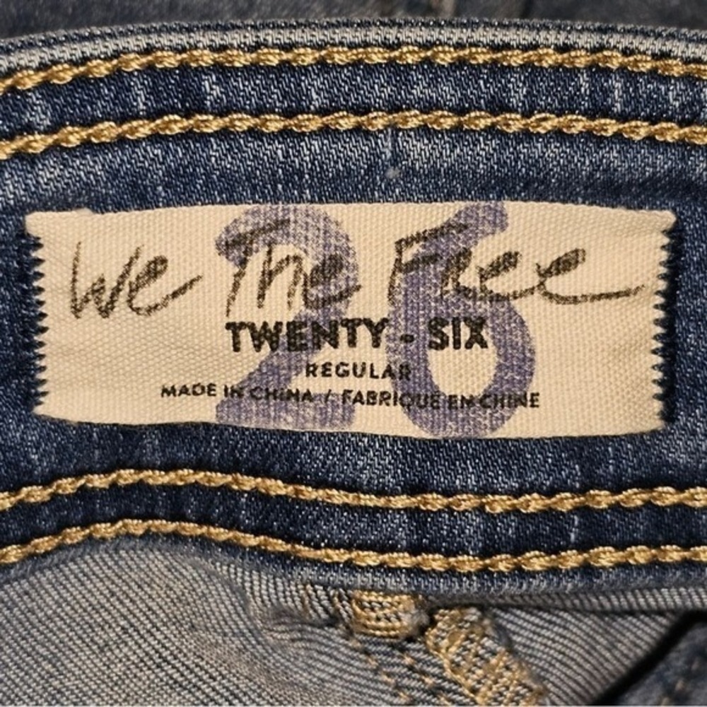 We The Free Women's Pencil Denim Jean Slit Midi Skirt Medium Wash Size 26 EUC - Picture 10 of 10